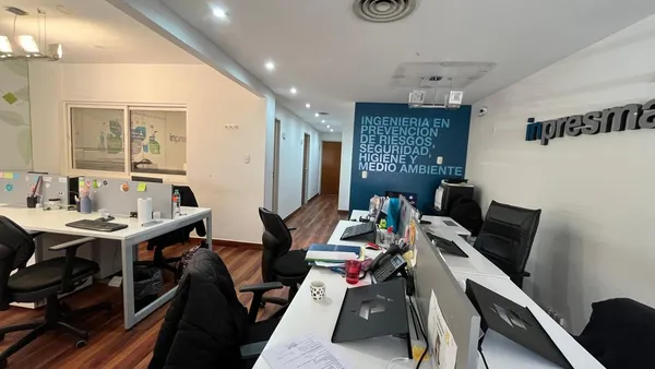 Oficina en Neuquen 3300