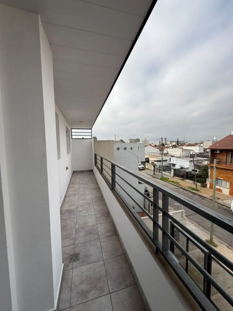 Departamento en Castillo 100