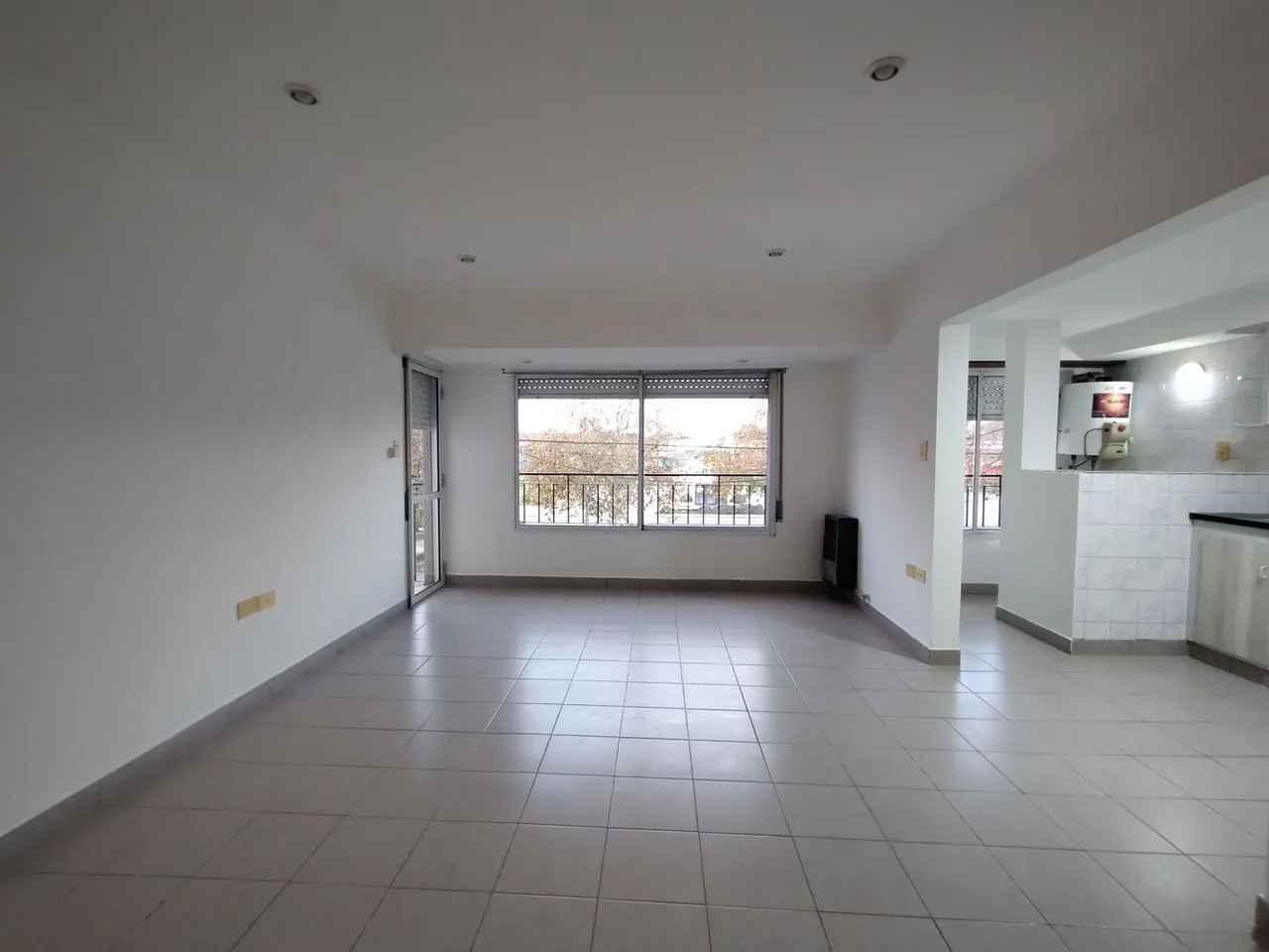 Departamento en Av. Centenario e