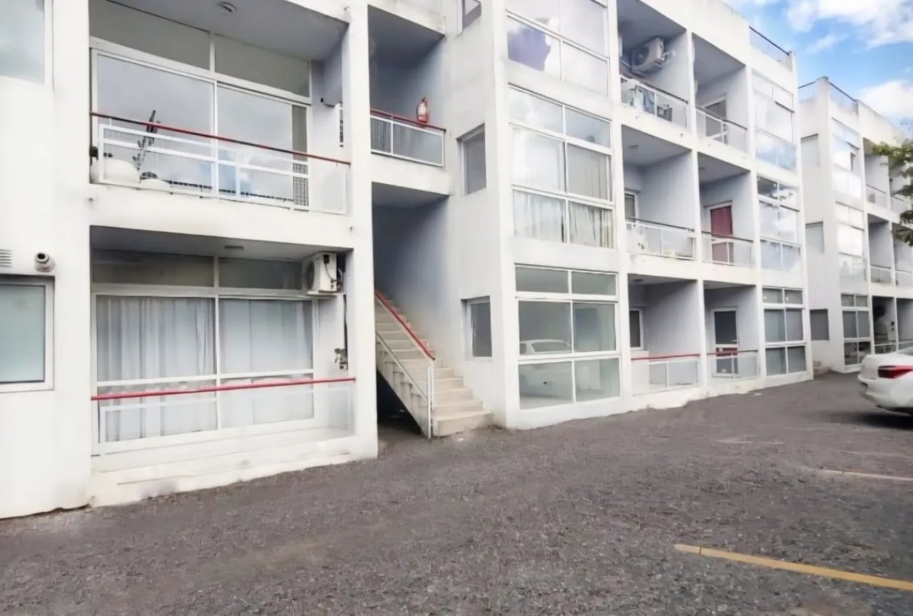 Departamento en Almirante Brown 600