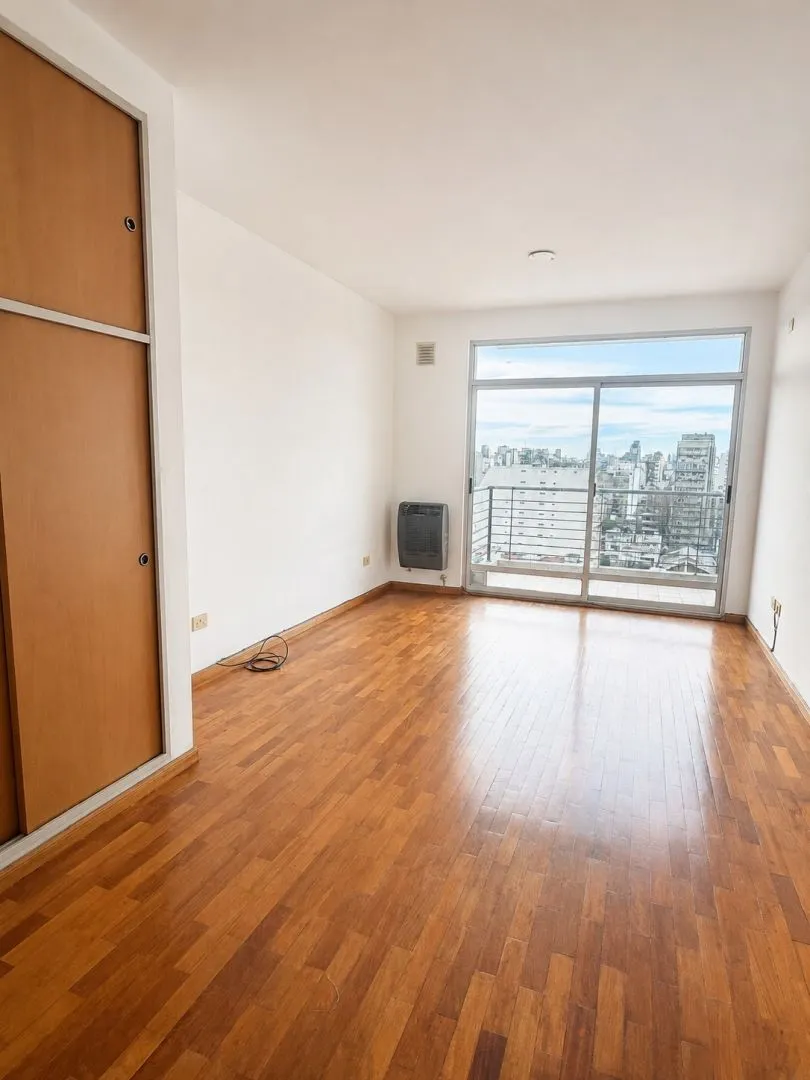 Departamento en Av. San Juan 2100