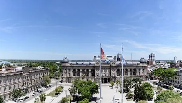 Departamento en Av Gral López 2600