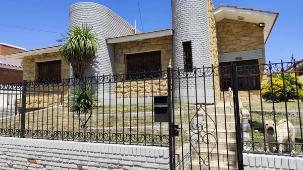 Casa en Zapiola 100