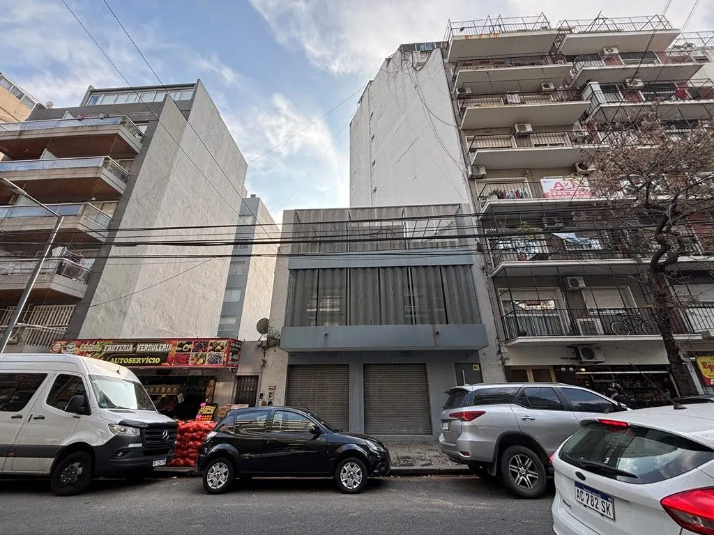 Local Comercial en ARAOZ 100