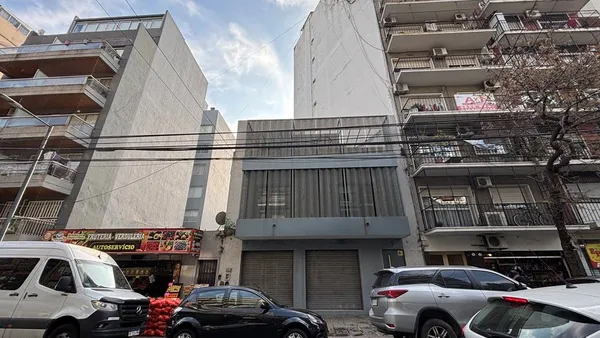 Local Comercial en ARAOZ 100