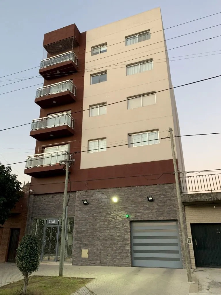 Departamento en Av. Pedro B. Pal 1100