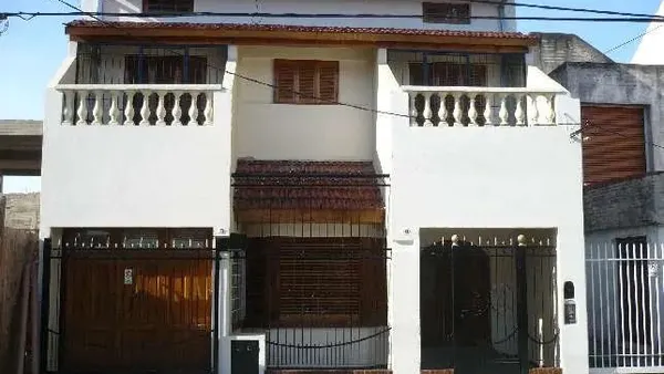 Casa en Corrientes 200