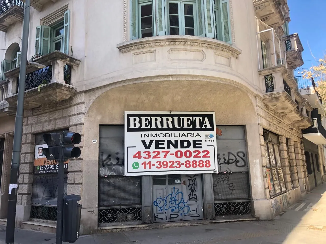 Local Comercial en CARLOS CALVO 1500
