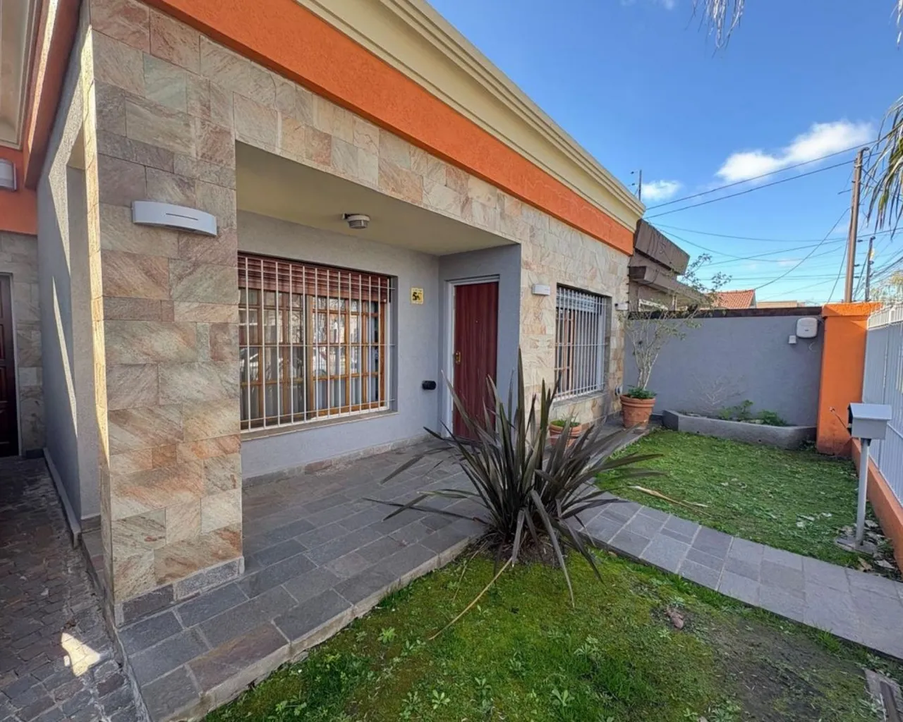 Casa en OTERO 500