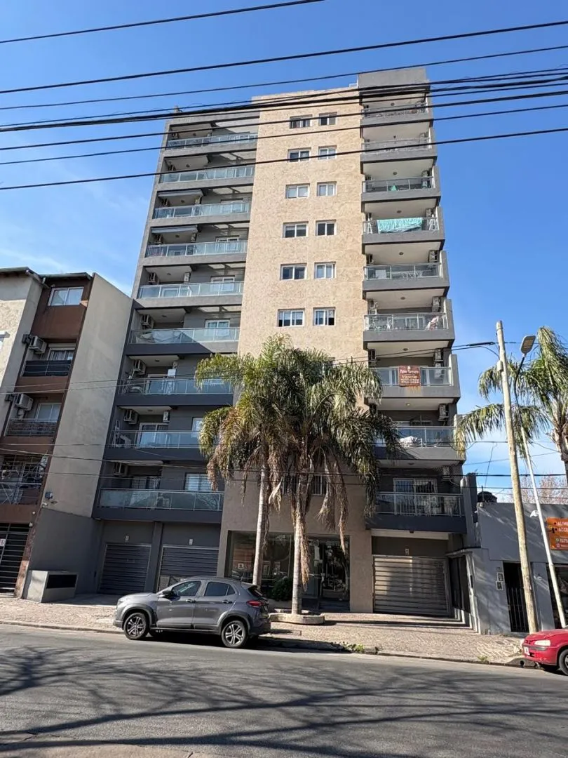 Departamento en Rodríguez Peña 2000