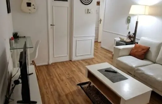 Departamento en Pacheco De Melo 2600