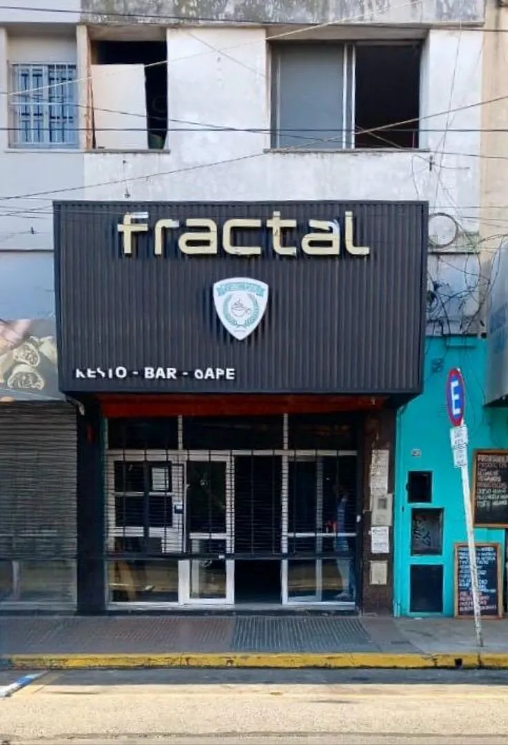 Local Comercial en ituzaingo 1000
