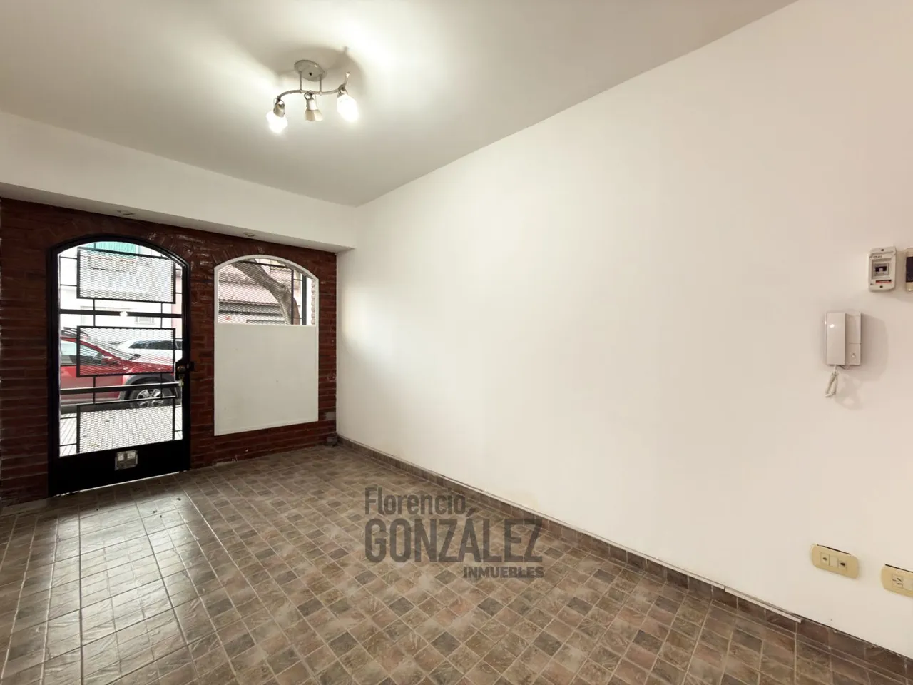Departamento en MORETO 100