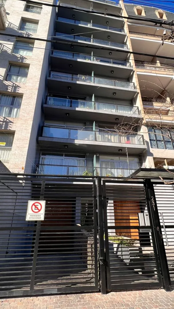 Departamento en COLON 200