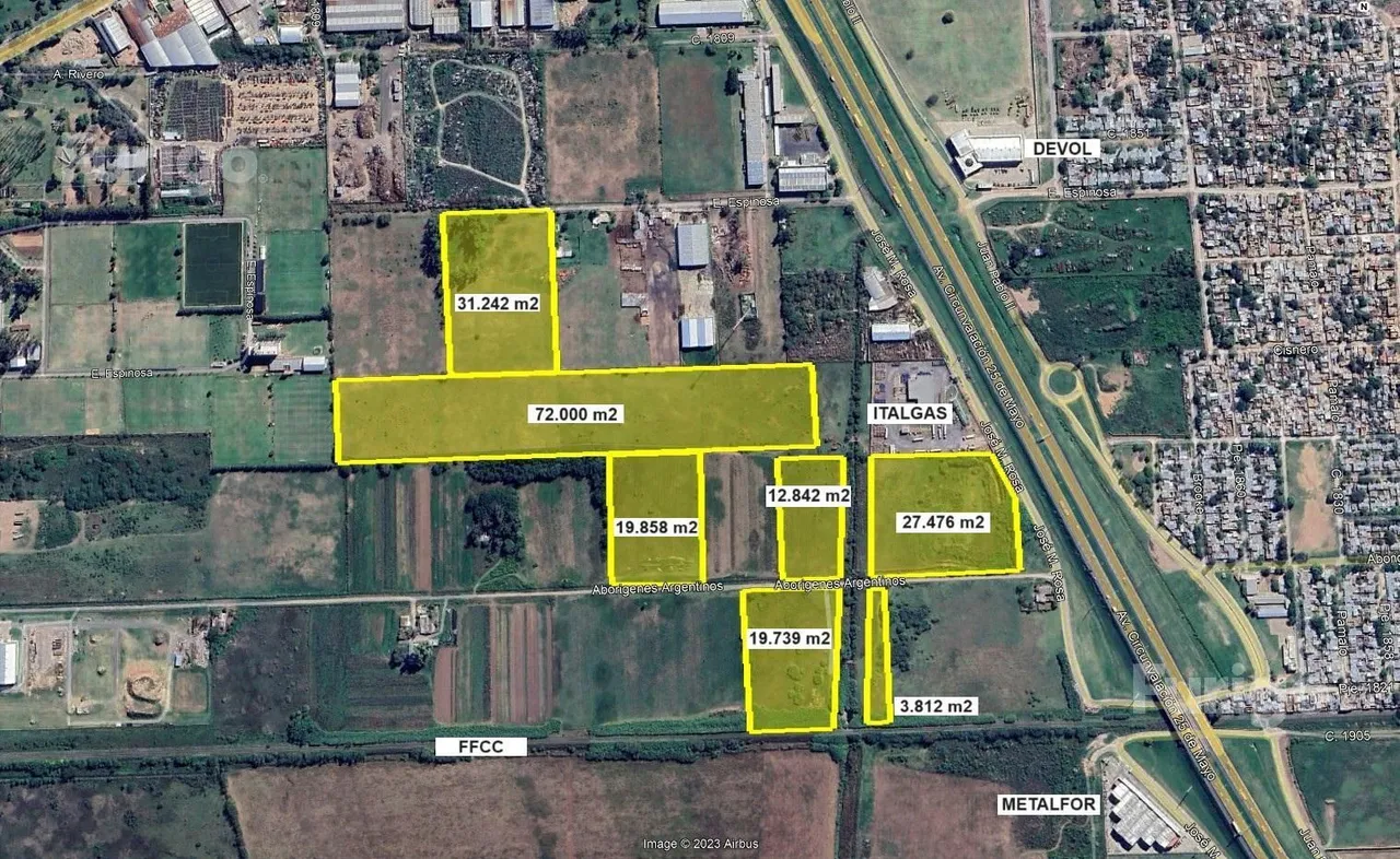 Lote en Sobre Av. Circun