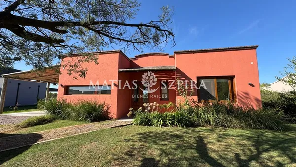 Casa en Ruta provincial