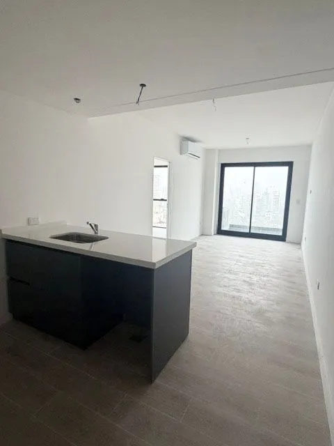 Departamento en Av. Independenci 2500