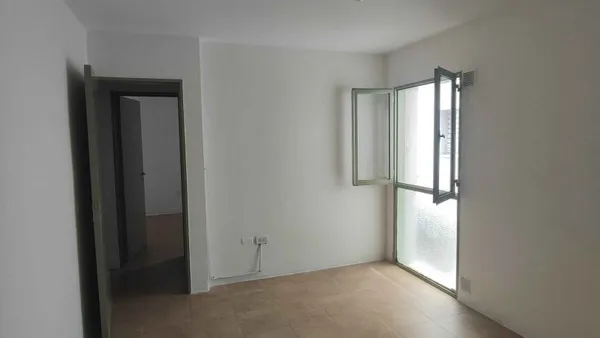 Departamento en carlos cassaffou 1600