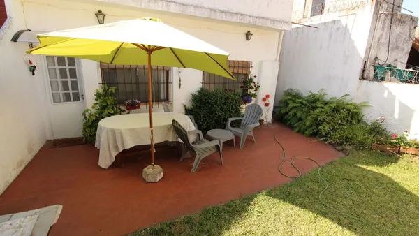 Casa en corrientes 1100