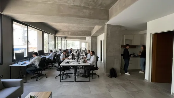 Oficina en Azara 1300