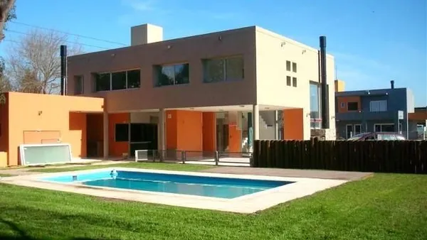 Casa en Horacio Quiroga 4900