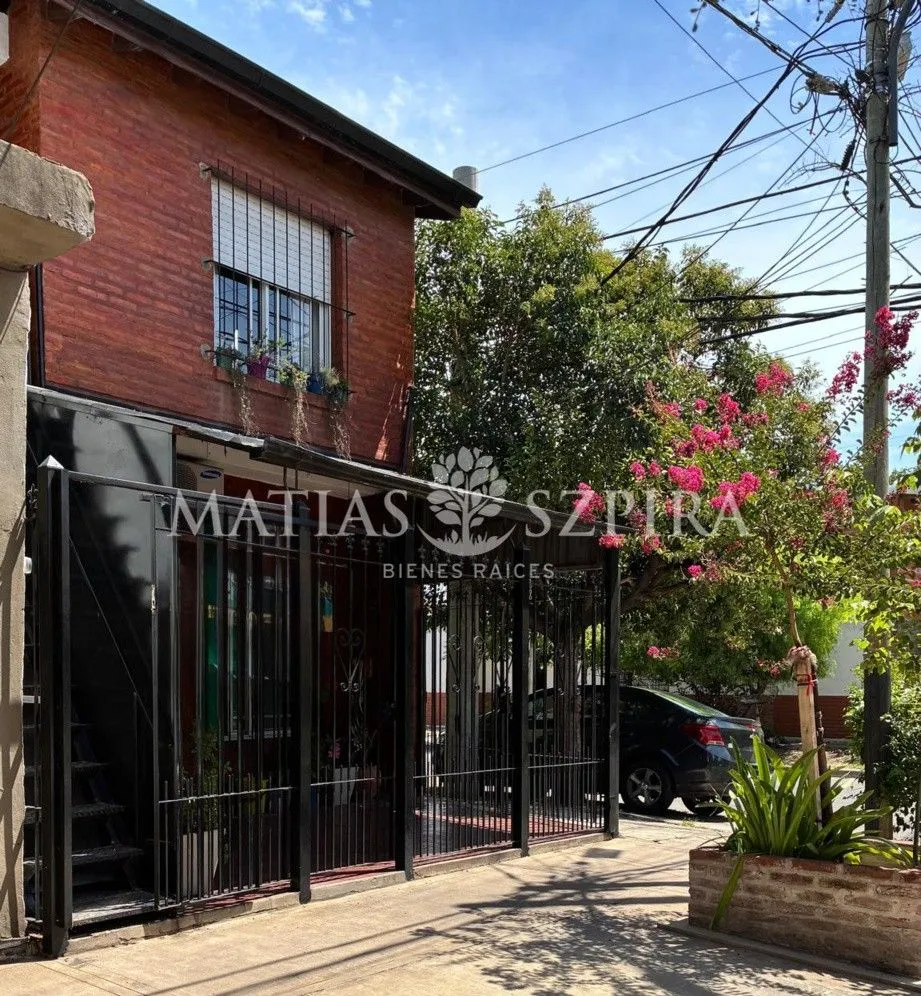 Departamento en Maestra Hercht 700
