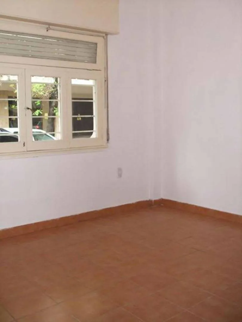 Departamento en MOLDES 2400