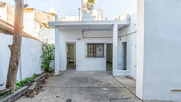 Casa en PERON, JUAN D., 9700