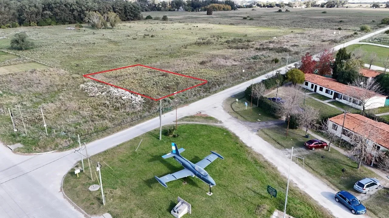 Lote en 19 e/ Circunvala