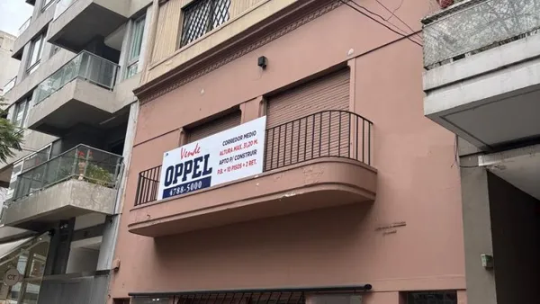 Lote en VUELTA DE OBLIGA 2300