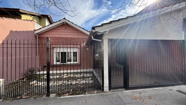 Casa en Cervantes 3200