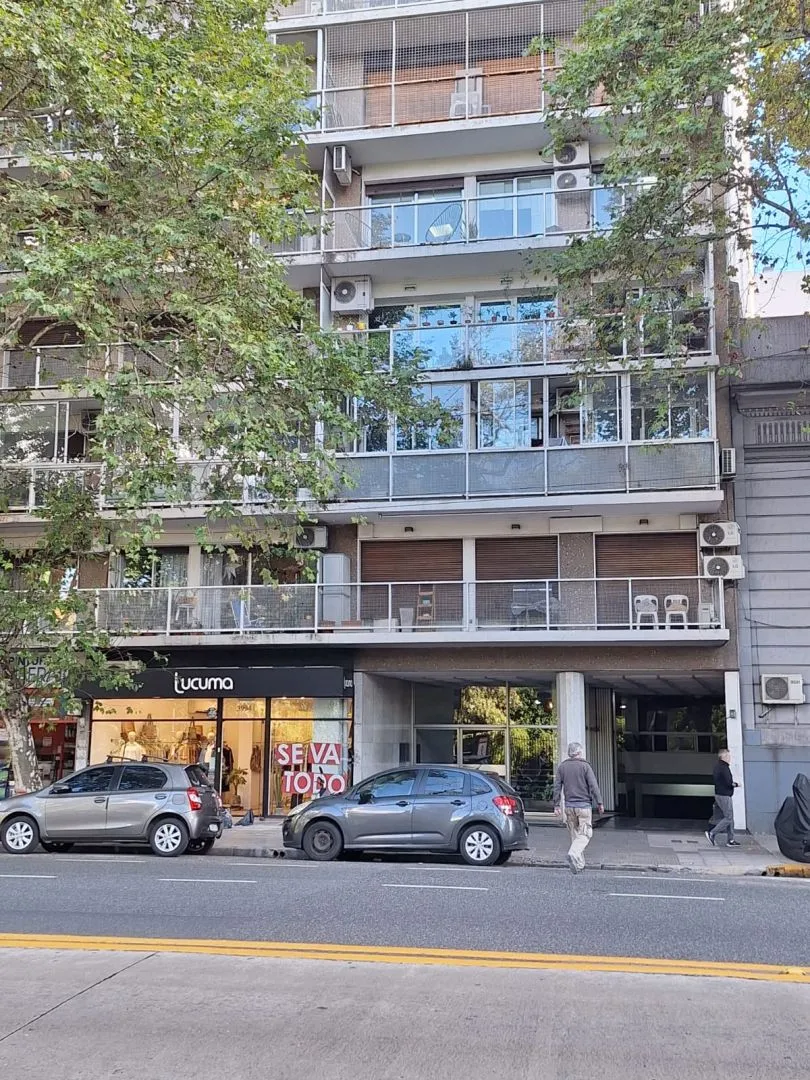 Departamento en Av SANTA FE 3900