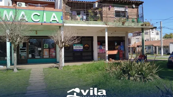 Local Comercial en CABO 1° NESTOR