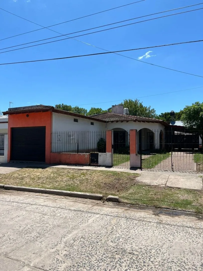 Casa en Padre Ustarroz 700