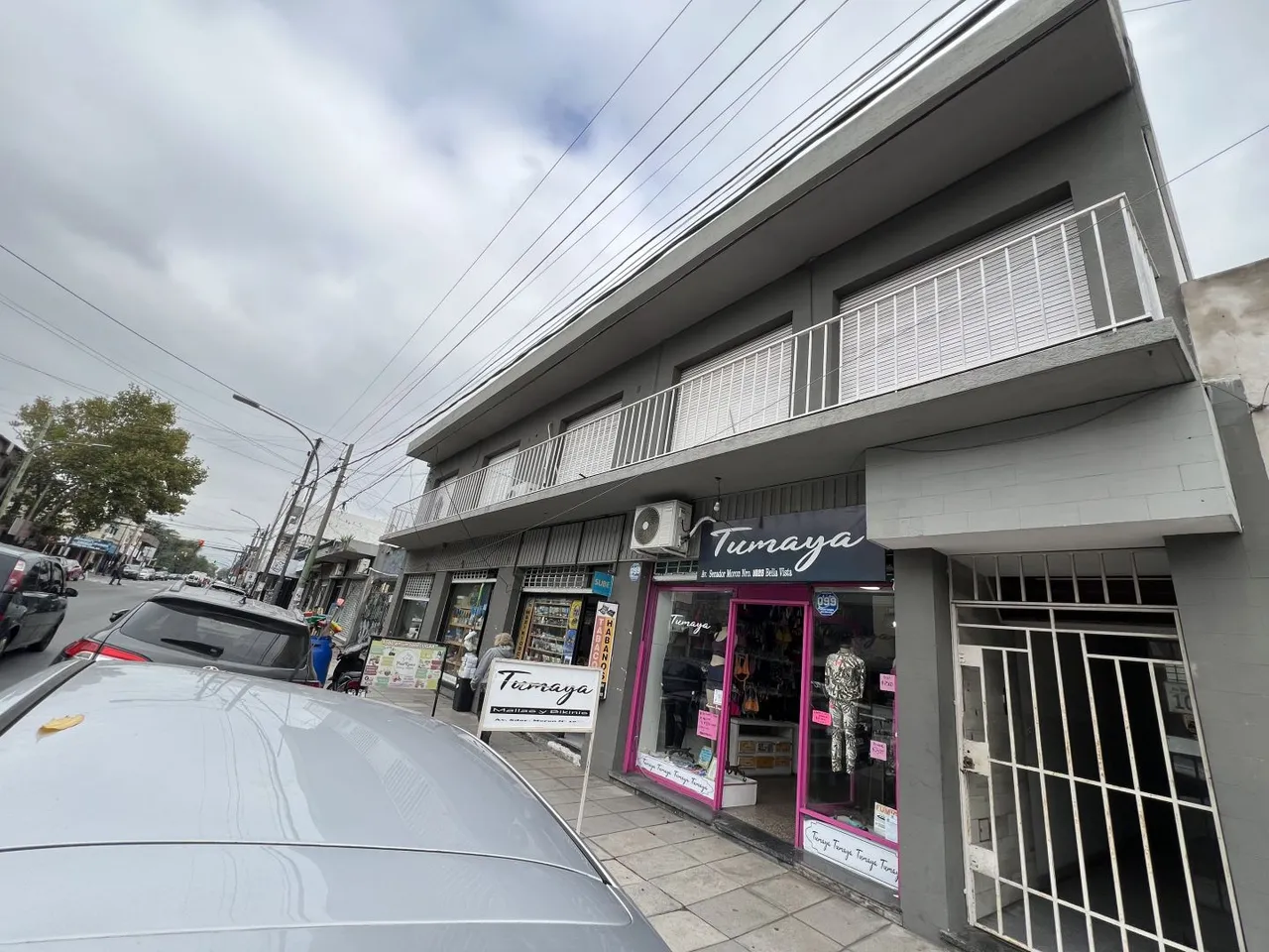 Departamento en Av. Senador Moro 1000