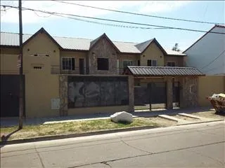 Departamento en Serrano 600