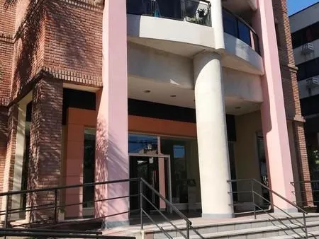 Departamento en Av. Pres Perón 500