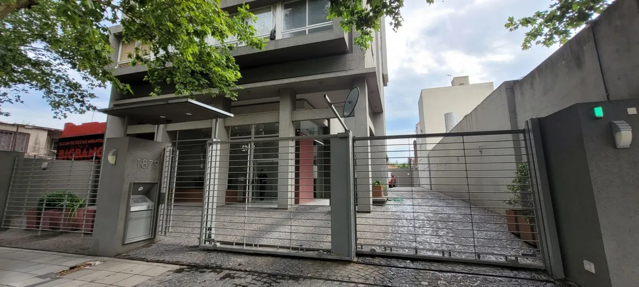 Departamento en Sarmiento 1800