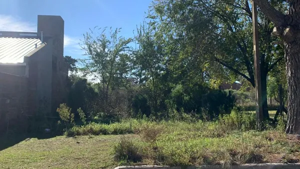 Lote en Calle 61 e/ 22 y