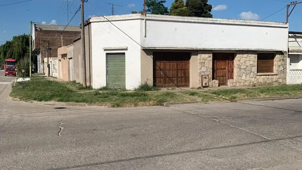 Casa en Calle 3 esq 16