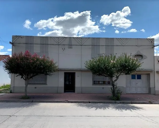 Casa en 26 e/ Favaloro y 500