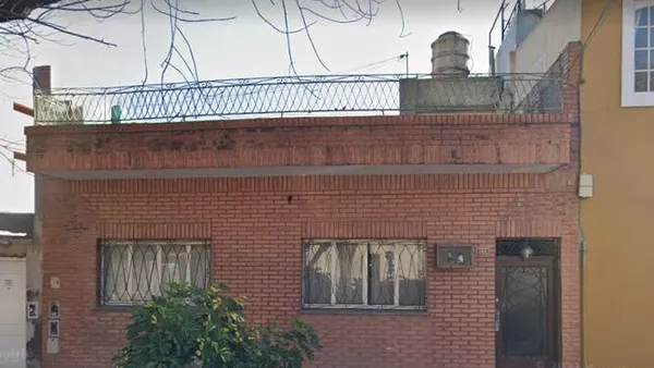 Lote en ESTOMBA 1100