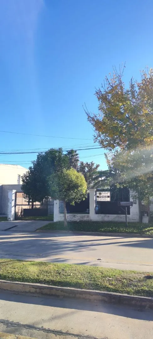 Casa en Avenida Argentin 1300