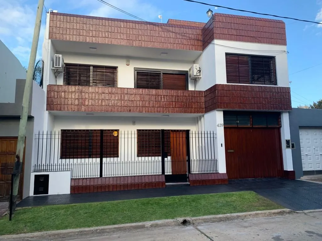 Casa en Torcuato de Alve 400