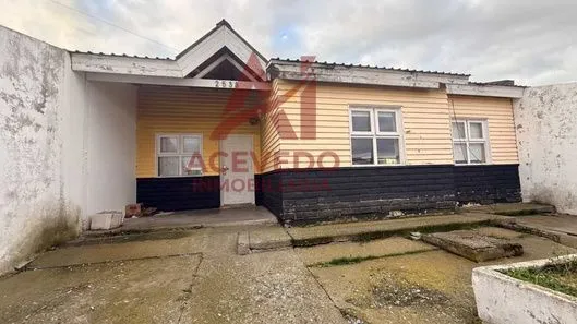Casa en VUKASOVIC 2500