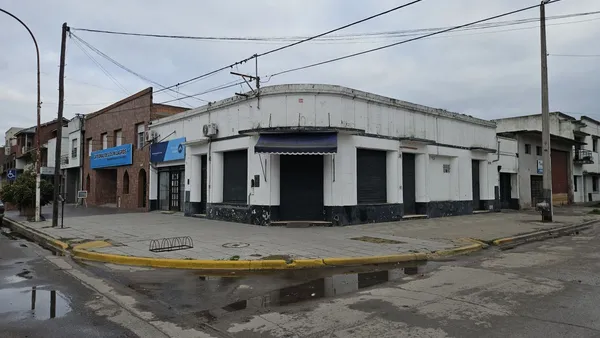 Local Comercial en AV. DEL VALLE ES