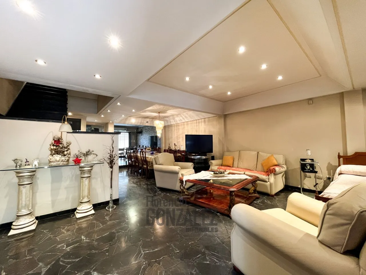 Casa en ZEQUEIRA 5600