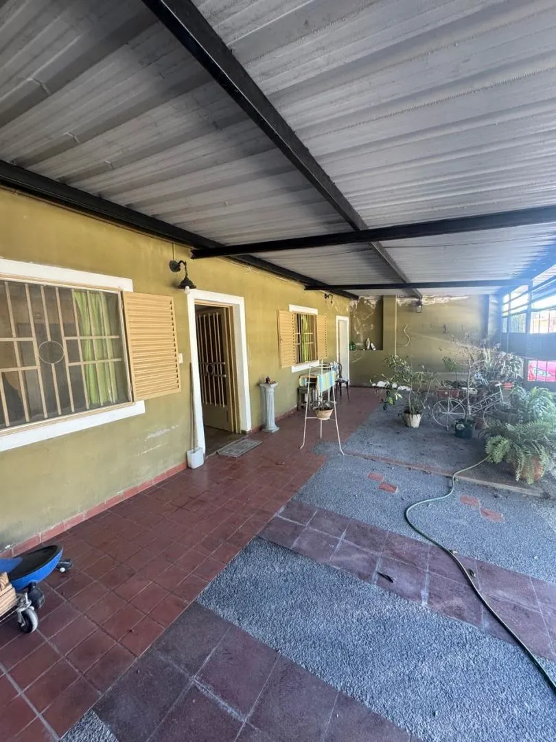 Casa en pje mayor carlos 4700