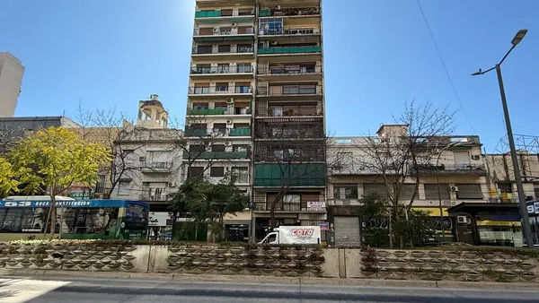 Departamento en ALTE BROWN 700