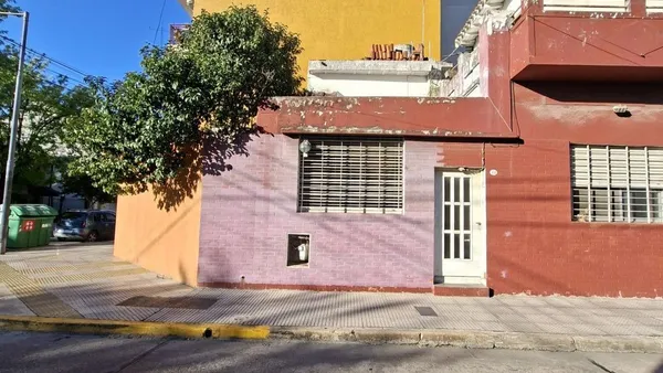 Casa en VICENTE FIDEL LO 1800